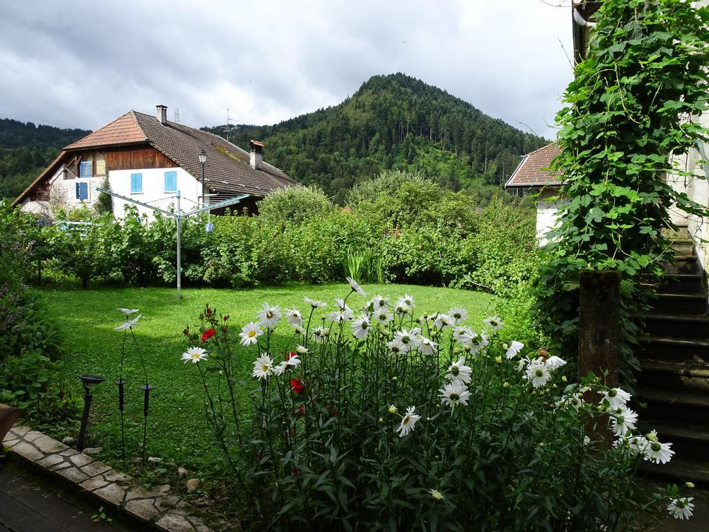Bed and Breakfast Les Balcons Du Leman Толлон Экстерьер фото