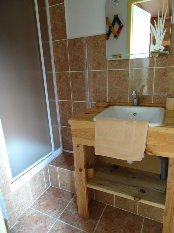 Bed and Breakfast Les Balcons Du Leman Толлон Экстерьер фото